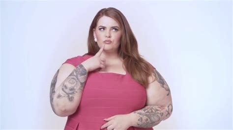 Plus Size Model Tess Holliday Shows How To Get A Bikini Body In One