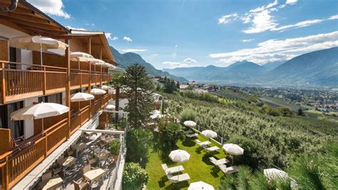 Hotel Garni Nachtigall Scena Schenna • Holidaycheck Südtirol Italien
