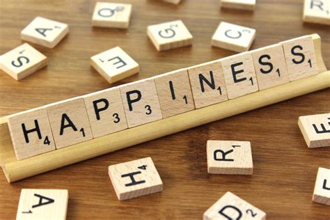 Happiness - Free of Charge Creative Commons Wooden Tile image