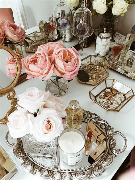 8 Chic Ways To Decorate Your Vanity Like A Parisian - WANDER x LUXE