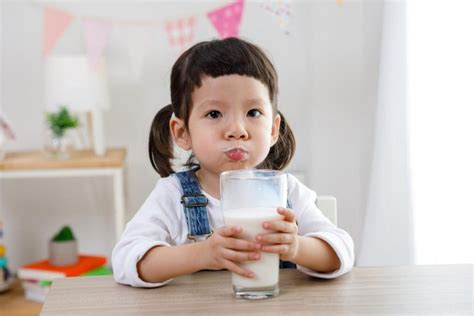 Dampak Susu Kaleng Untuk Anak Kecil
