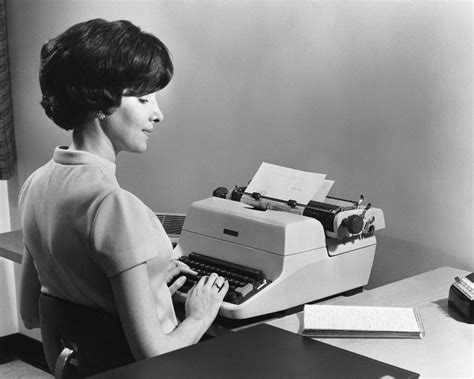 Before Computer Here Is What People Worked With Their Typewriters In The Last Decades ~ Vintage