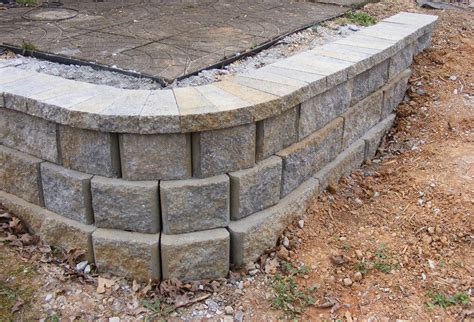 How To Build A Simple Retaining Wall