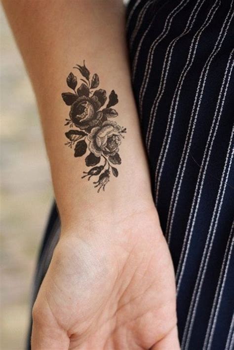 30 Cute Wrist Tattoos For Women