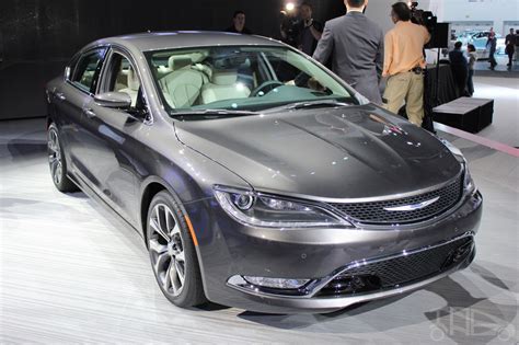 The affected vehicles may have a power distribution center (pdc) electrical connector that may cause intermittent power failures to certain electrical components. 2015 Chrysler 200 launched at 21.7k USD
