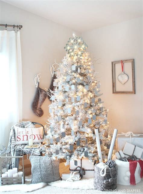 It's totally over the top for me, but i still love it. Gray and White Christmas Tree - Taryn Whiteaker