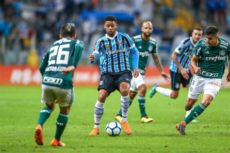 E também saúda o @ecjuventude pelo acesso ao. Palmeiras surpreende o Grêmio em Porto Alegre e Vitória ...