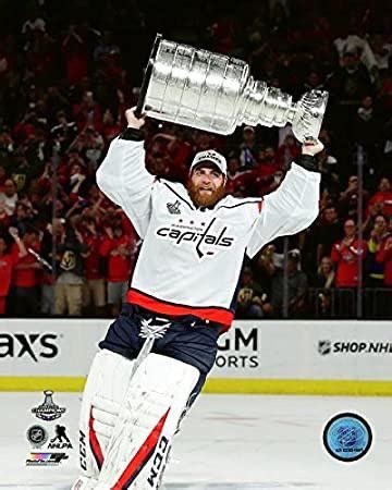 Learn how to grow one to match your face shape with our guide. My favorite Holtby picture : caps