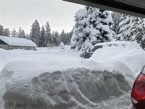 this is what a record snowfall looks like 42 inches in less than 40 hours in central washington