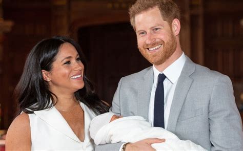 Wishing you all a very happy new year and thanking you for your continued support! See The First Photos Of Meghan Markle & Prince Harry's ...