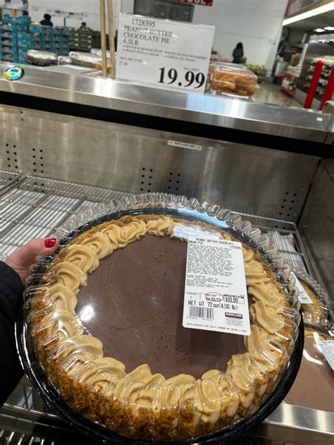 Costcos Viral Peanut Butter Chocolate Cream Pie Review Parade