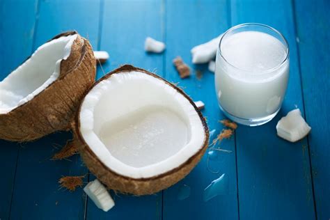 Coconut Milk Benefits Nutrition And Risks