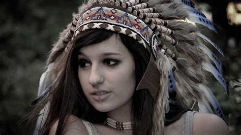 Headdress Girl Native Americans X Wallpaper Teahub Io