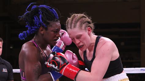 Claressa Shields Adds Wba Middleweight Title With One Sided Points Win