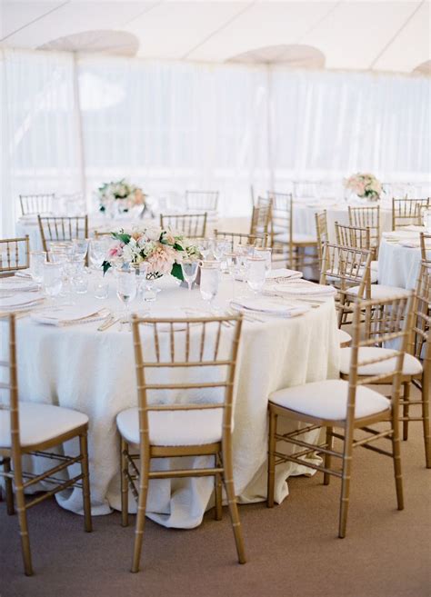Elegant gold chiavari chair perfect for a banquet, ballroom, or wedding event. Gallery & Inspiration | Picture - 2559609 - Style Me ...