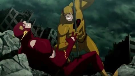 flash vs reverse flash battle of speed justice league the flashpoint paradox youtube
