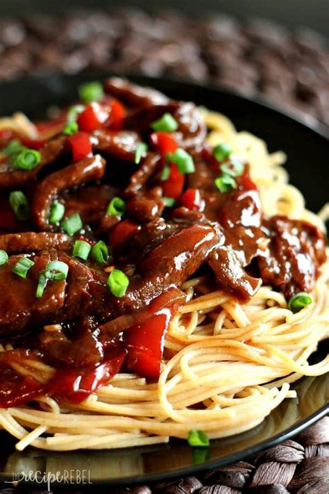 Samurai teriyaki™ • a mild, slightly sweet traditional asian favorite made with soy sauce, sugar, sherry and sesame oil. {Slow Cooker} Mongolian Beef - The Recipe Rebel