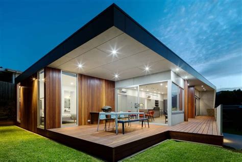 Modern Home Design In Au With A Massive Triangular Shed Roof