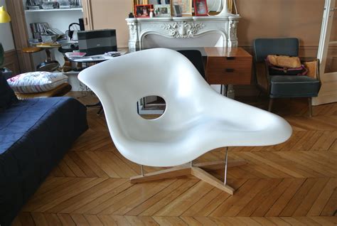 La Chaise De Charles Eames Pour Vitra Latelier 50 Boutique Vintage