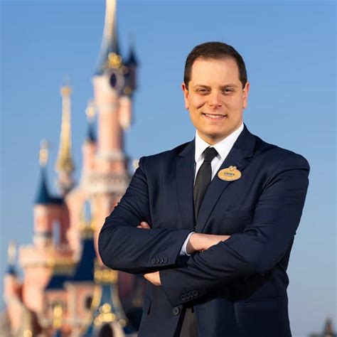 Disneyland Paris Cast Members Ready For 30th Anniversary Grand Finale