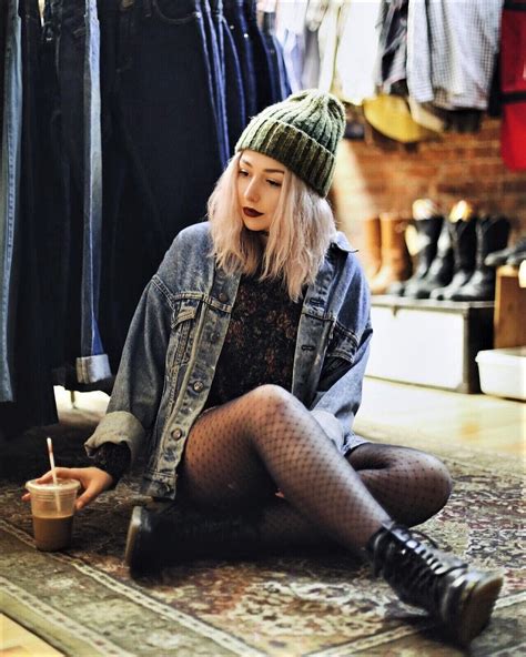 Grunge Outfits Ideas With Fishnet Tights Cute Hipster Outfits Hipster Girl Fashion