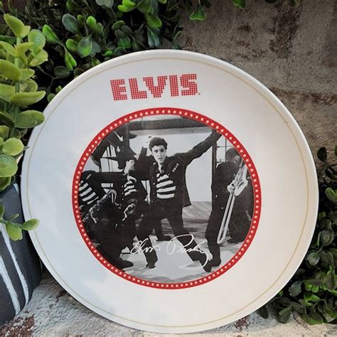 Elvis Presley Collectors Plates Etsy