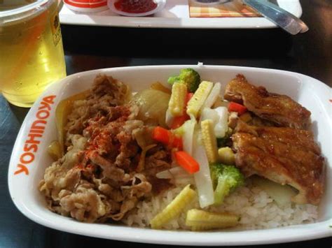 Yoshinoya in japan tastes much better than yoshinoya in my home country. Daging Teriyaki Yoshinoya : 100% USA Beef Slice ...