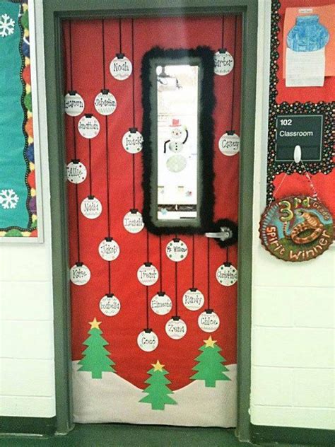 Cool Christmas door decorations