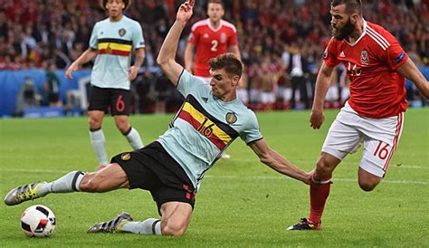 Thomas meunier definiert sein spiel über athletik, dynamik und technik. Thomas Meunier kommt vom FC Brügge