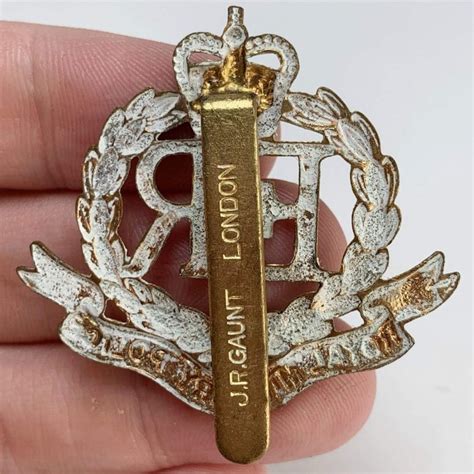 Royal Military Police Corps Rmp Cap Badge Queens Crown Jr Gaunt London