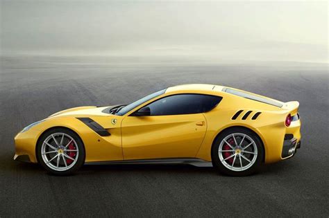The 812 superfast holds a place among the quickest of the quick. Ferrari 812 Superfast: F12-Nachfolger mit 800-PS-V12-Sauger | Ferrari, Superauto, Auto motor sport