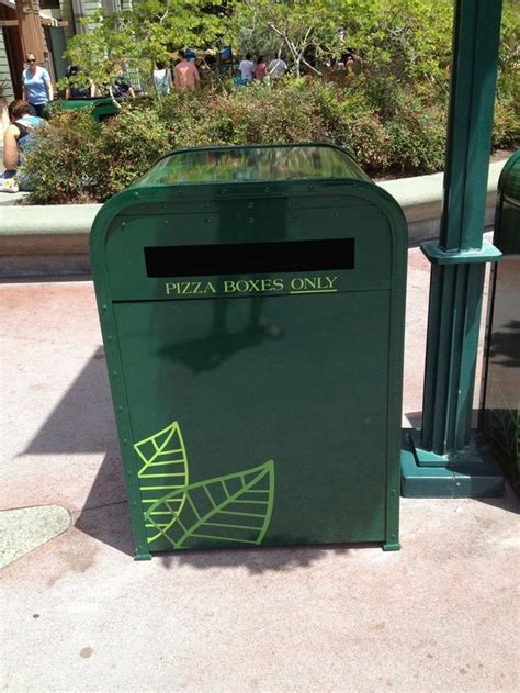 You Can Only Recycle Pizza Boxes In This Trash Can Mildlyinteresting