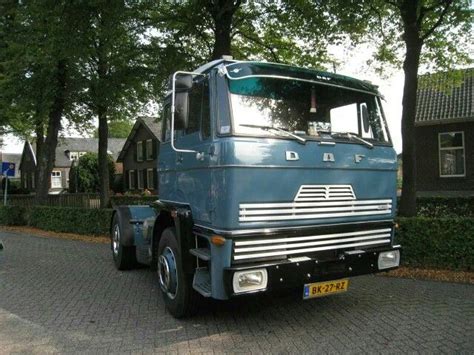 C Old Lorries Classic Trucks Old Trucks Buses Cars And Motorcycles