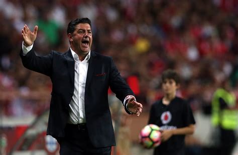 Almeida, ruben dias, ferro e grimaldo; A lista de convocados do Benfica para o jogo frente ao Tondela