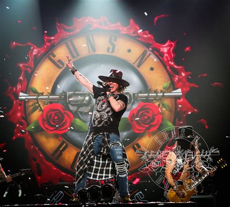 Check out guns n' roses on amazon music. These Guns N' Roses Shows Look Phenomenal. No, Really ...