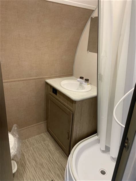 R pod 180 by forest river walkthrough tour. 2019 Forest River R-Pod RP-180 Rear Bath | Campers RV Center