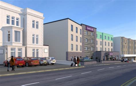 The chain is currently building a hotel and a restaurant on narrowcliff in newquay. New Premier Inn Newquay | MCM Panel