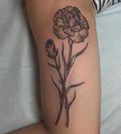 If you are born in the first month of the year, a carnation tattoo is a perfect choice, being january's birth flower. The 25+ best Carnation tattoo ideas on Pinterest ...