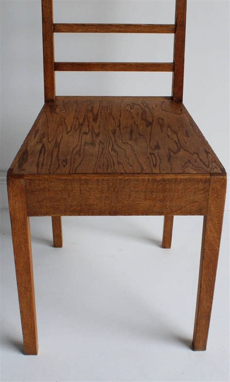 The tulip chair was designed by eero saarinen in 1955 and 1956 for the knoll company of new york city. Eliel Saarinen, Office / Desk Chair for Finnish State ...