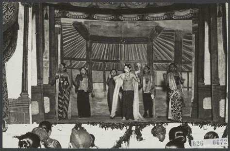 indonesia zaman doeloe penari ronggeng di tahun 1929