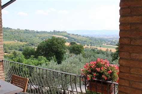 Agriturismo La Rocca Assisi Prices And Farmhouse Reviews Rocca Sant