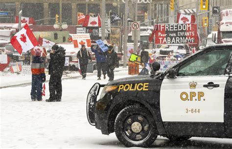 Ottawa Police Have Been ‘amazing ’ Convoy Protestors Say As Calls For Crackdown Grow The