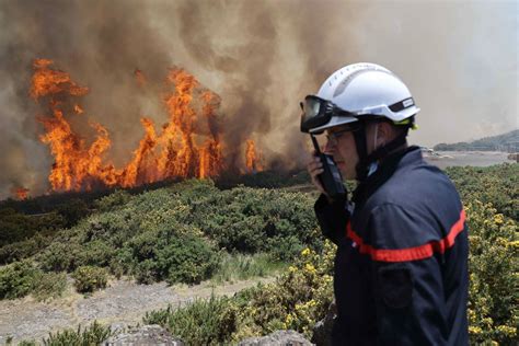 Un peu moins d'une semaine après l'incendie de l'entreprise classée seveso protec. Catastrophe. La Réunion : les images du gros incendie qui ...