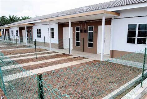 Rumah kos rendah di negeri selangor dikategorikan sebagai rumah selangorku kategori a. Data pemohon rumah kos rendah di Selangor didakwa hilang ...