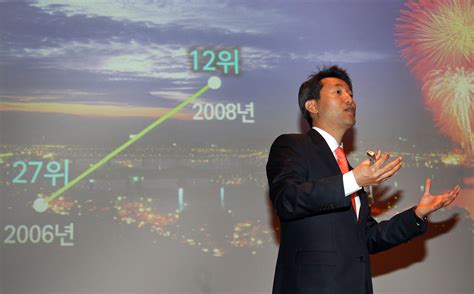 선거운동 시기가 임박하면서 박영선·오세훈·안철수 서울시장 후보 3인방의 행보도 속도를 더하고 있다. 오세훈 "용산국제지구 1∼2년 지체" | 연합뉴스