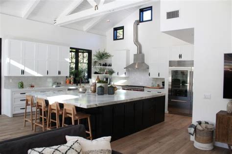 Modern Black And White Kitchen With White Tile Backsplash Hgtv