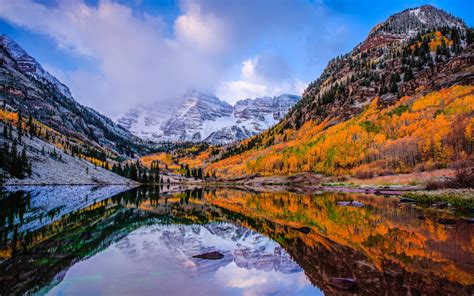 Submitted 7 years ago by betteroffbarefoot. Download wallpapers Maroon Bells, mountain lake, autumn ...