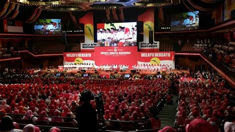 Among prominent figures expected to speak later include tan sri rais yatim and former bukit aman cid chief tan sri zaman khan rahim khan. in deep tots: PAU 2014 : TAN SRI MUHYIDDIN - MEREKAYASA ...