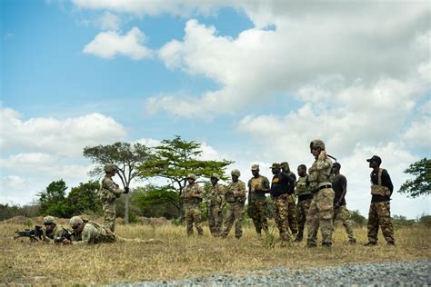 Dvids Images U S Army Trains To Operate With Kenyan Army Rangers [image 7 Of 13]