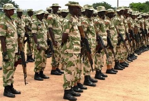 Последние твиты от nigerian army (@hqnigerianarmy). Full List of Ranks in the Nigerian Army and Salaries Earned. Buka's Blog's Latest Information